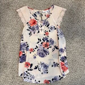 Floral Sleeveless Blouse